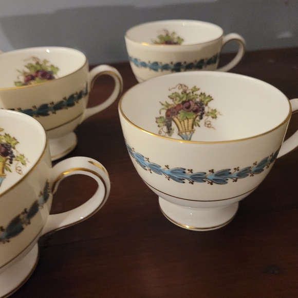 8 Appledore by Wedgewood cups, great condition - Picture 4 of 6